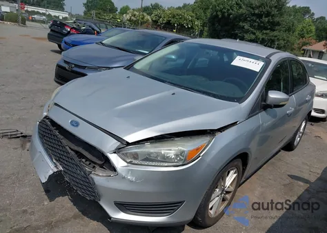 2015 Ford Focus Se z USA, uszkodzony, nr VIN 1FADP3F27FL376330